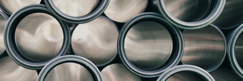 Classification of a pipe transportation device:  an article of aluminium or a container?
