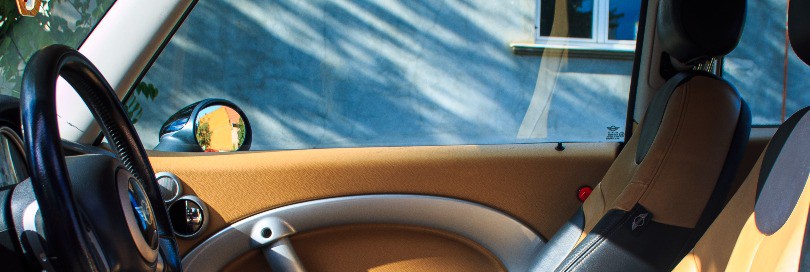 Automobilio sėdynės apsauga ir kišenės tinklelis: dalys ar priedai?